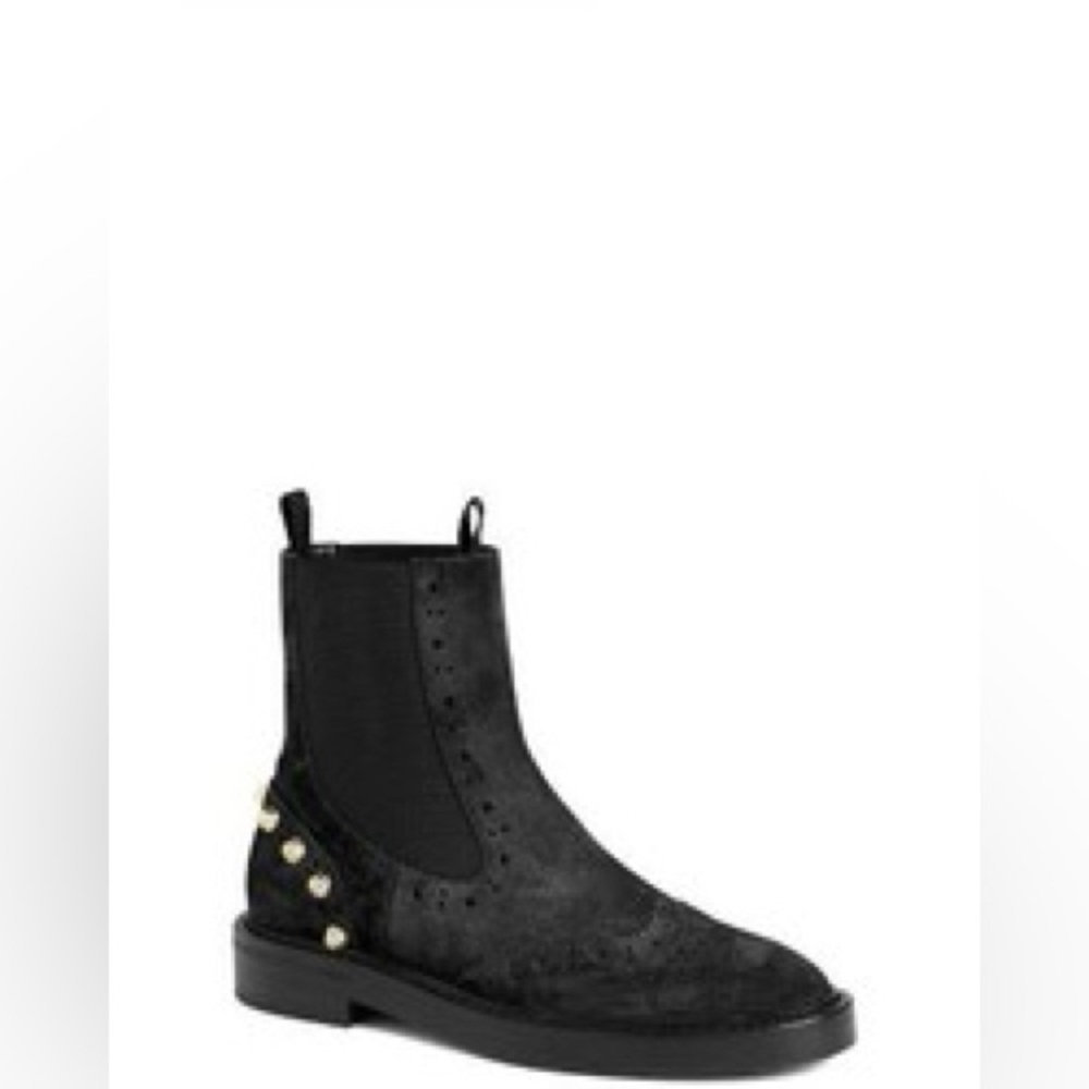 Balenciaga Chelsea boots